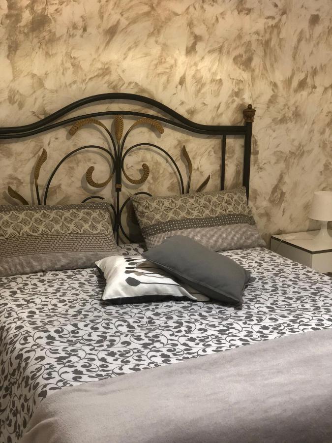 La Finestra Sul Castello Villa Katanya Dış mekan fotoğraf